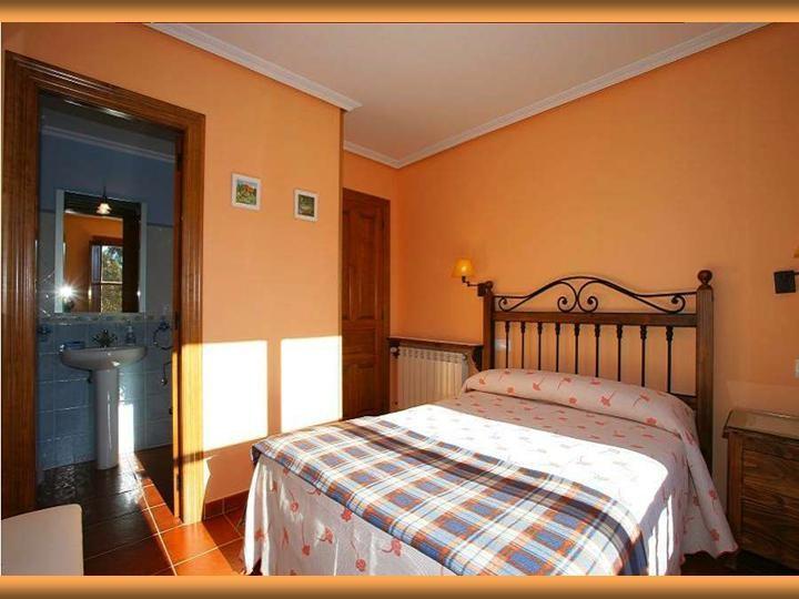 Viviendas De Uso Turistico La Arboleda I Y II Colombres Quarto foto
